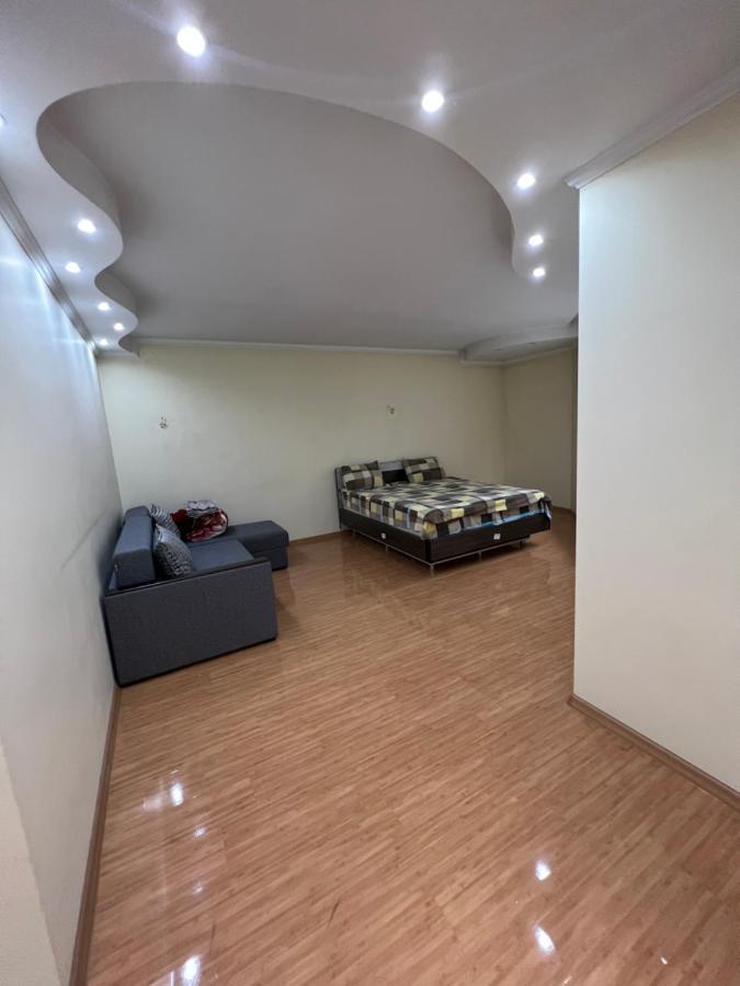 Central Park Accommodation Kischinau Exterior foto